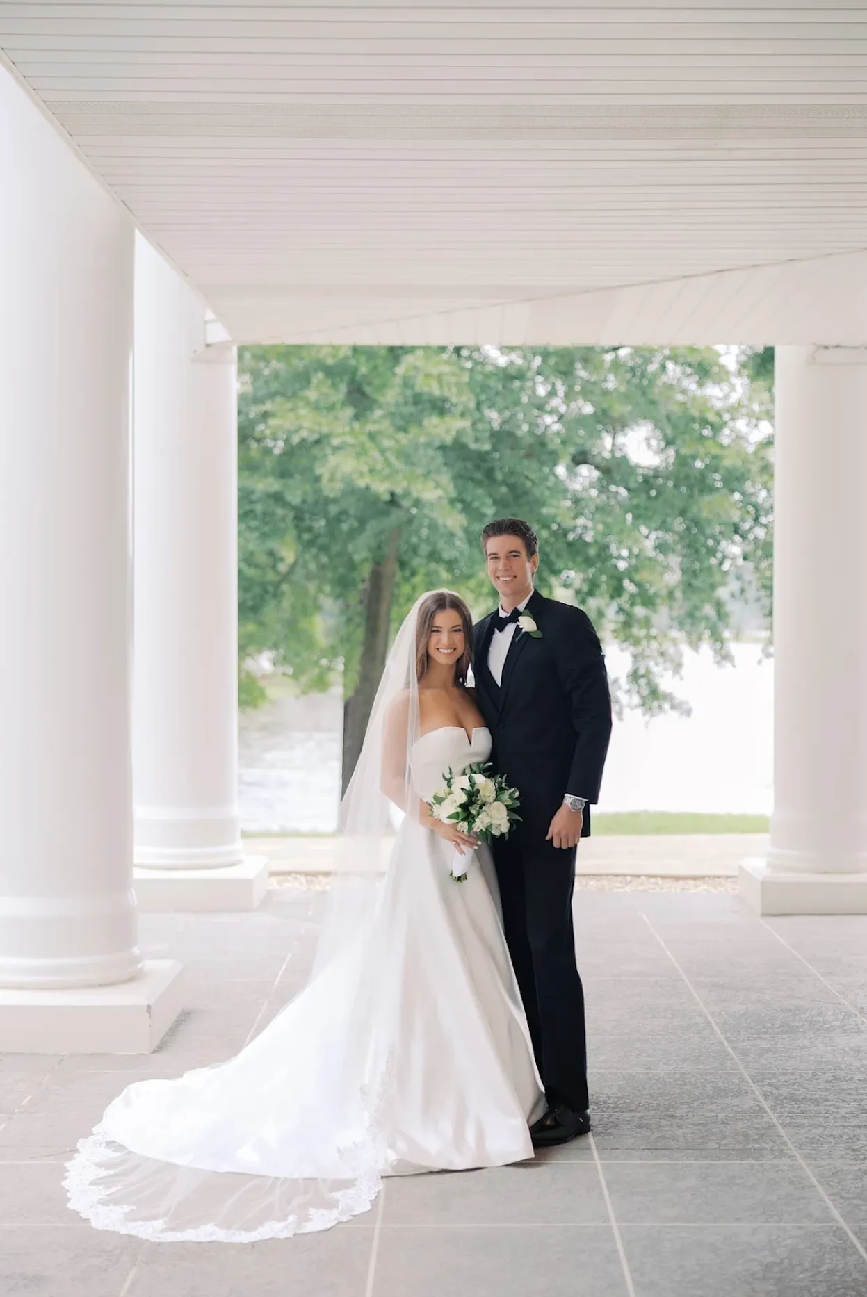 Reviews 1 Karlie Lugen